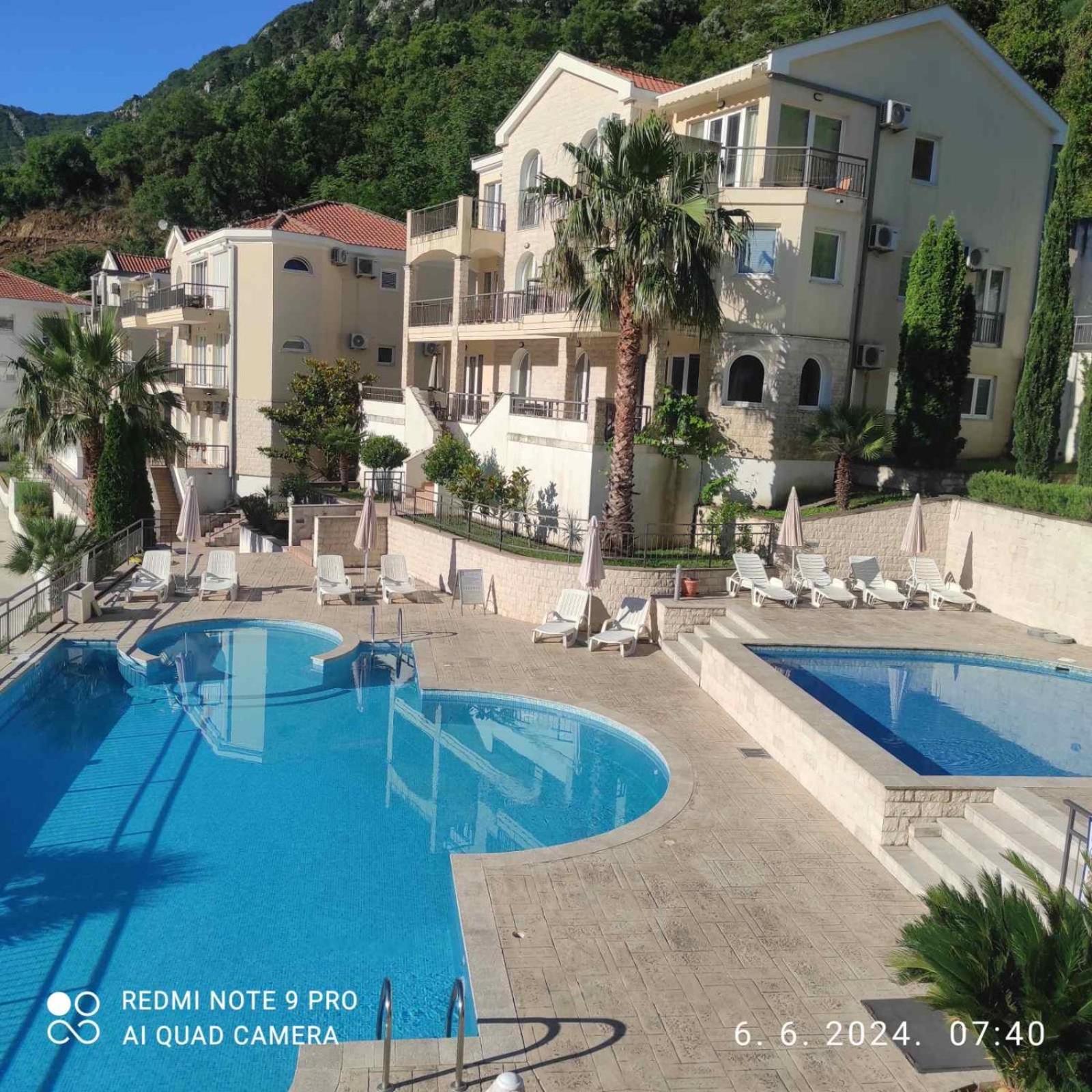 J&M Apartment Kotor Exterior photo